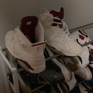 maroon 6s no box